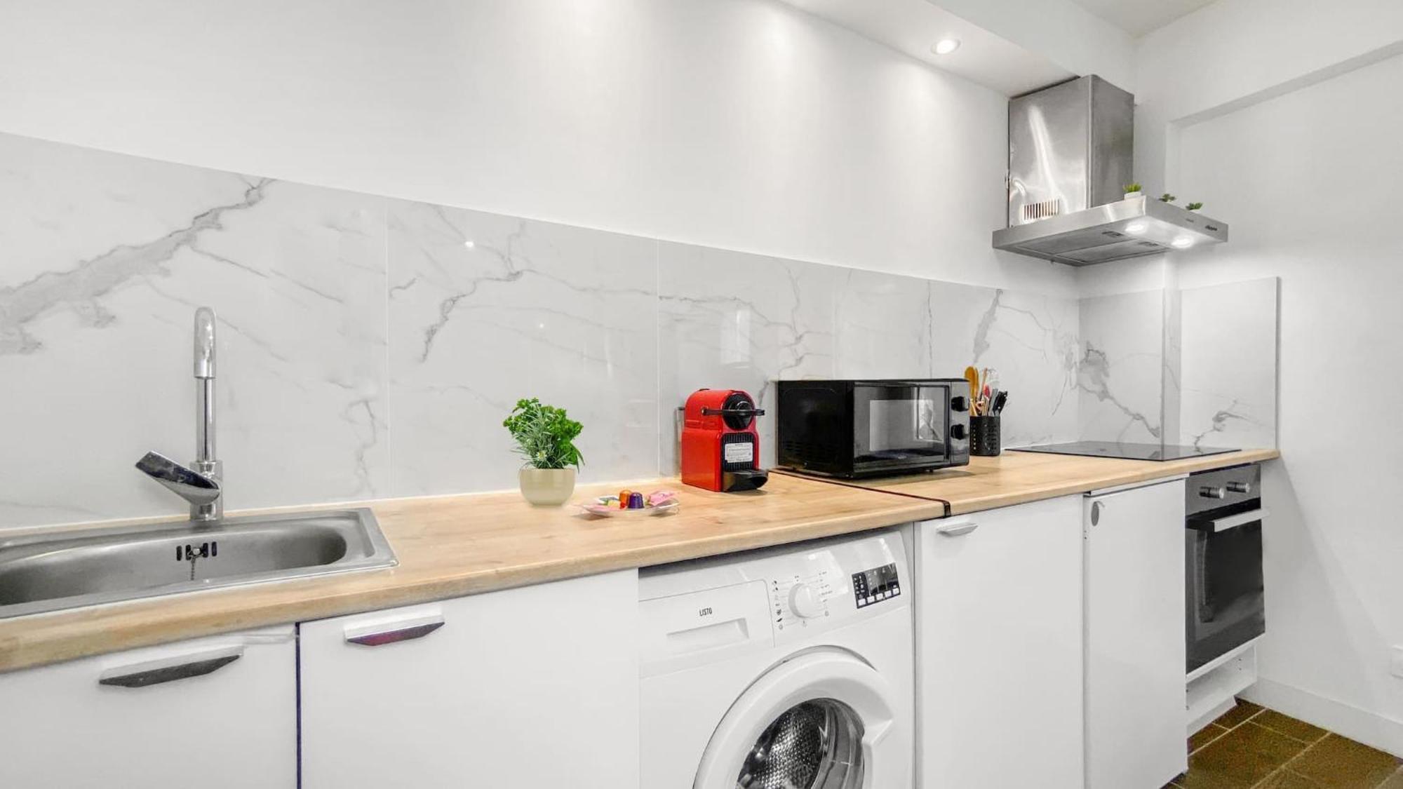 Homey Forest - Hypercentre - Proche Gare Et Tram - Wifi & Netflix 안마스 외부 사진